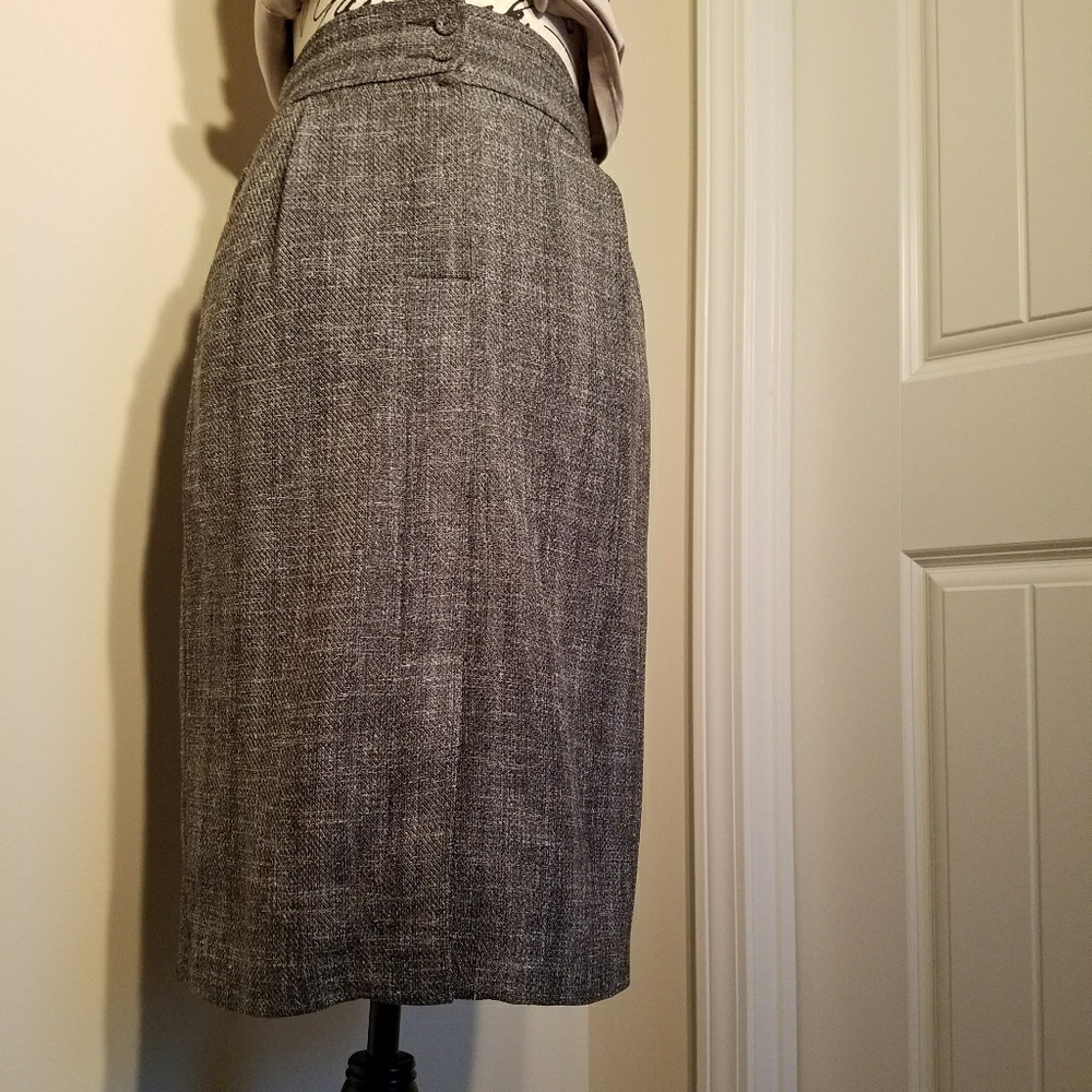 Executive Pencil Skirt